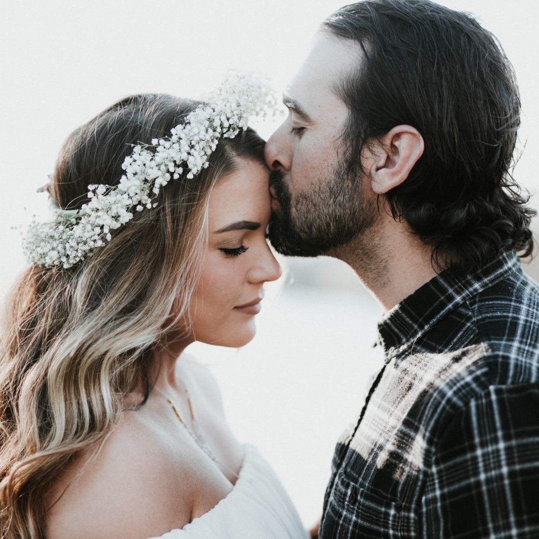 Getting married 1080x1080